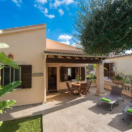 Alga Marina Tatil Evi *